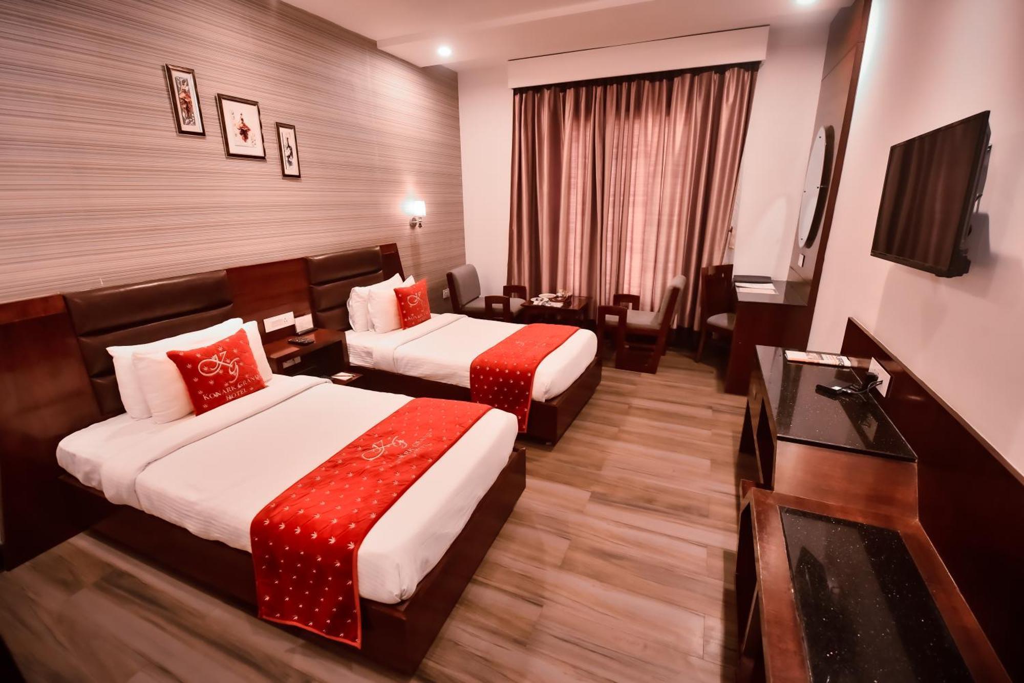科纳克大酒店 Mirzāpur 外观 照片